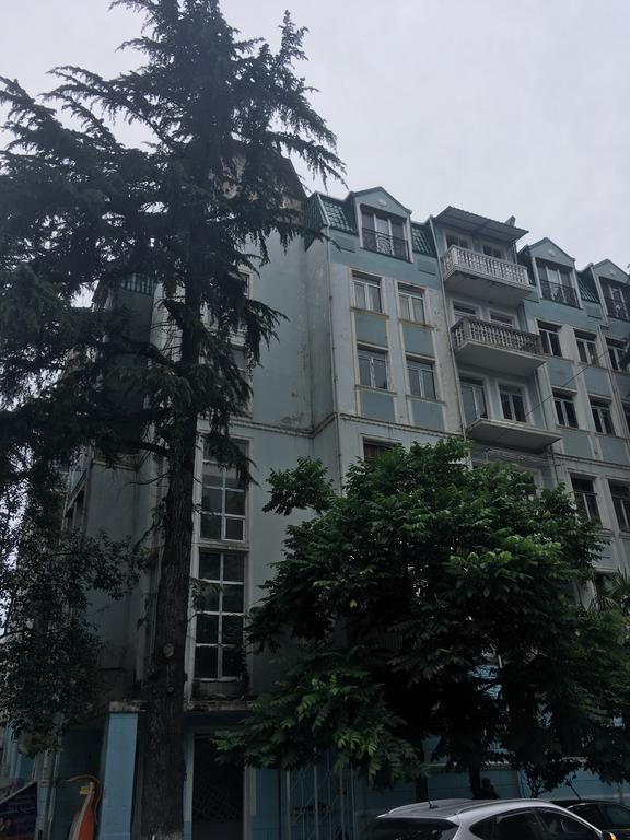 Baratashvili 29 Apartment Батуми Екстериор снимка